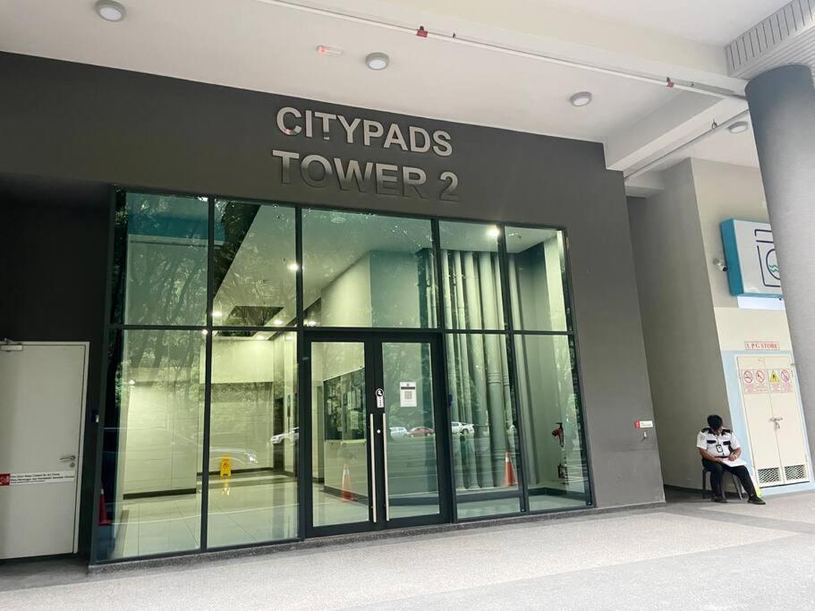 Apartament Jesselton Quay,2Br,4-5Pax,Mountain View Kota Kinabalu Zewnętrze zdjęcie